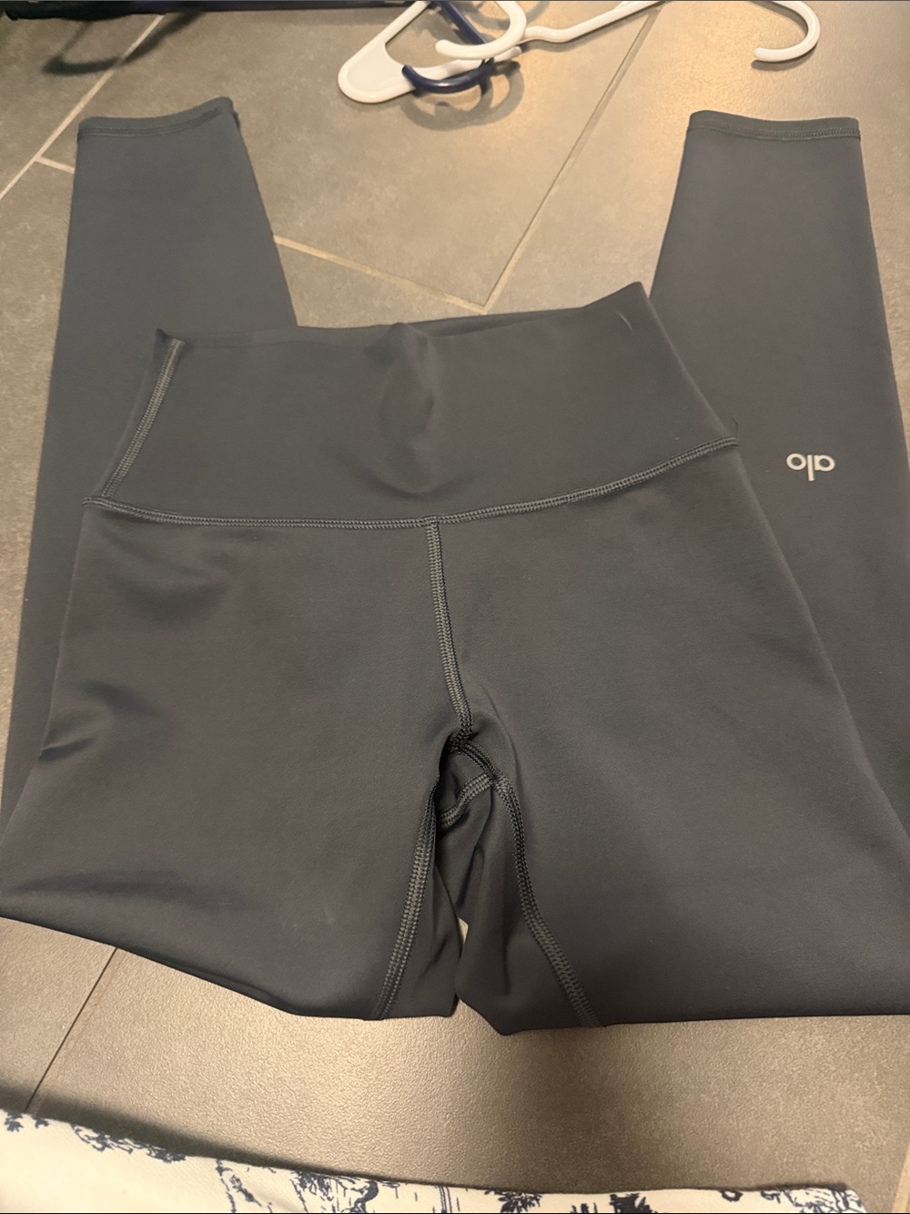 ALO Yoga Graphite Grey High-Rise Performance Leggings